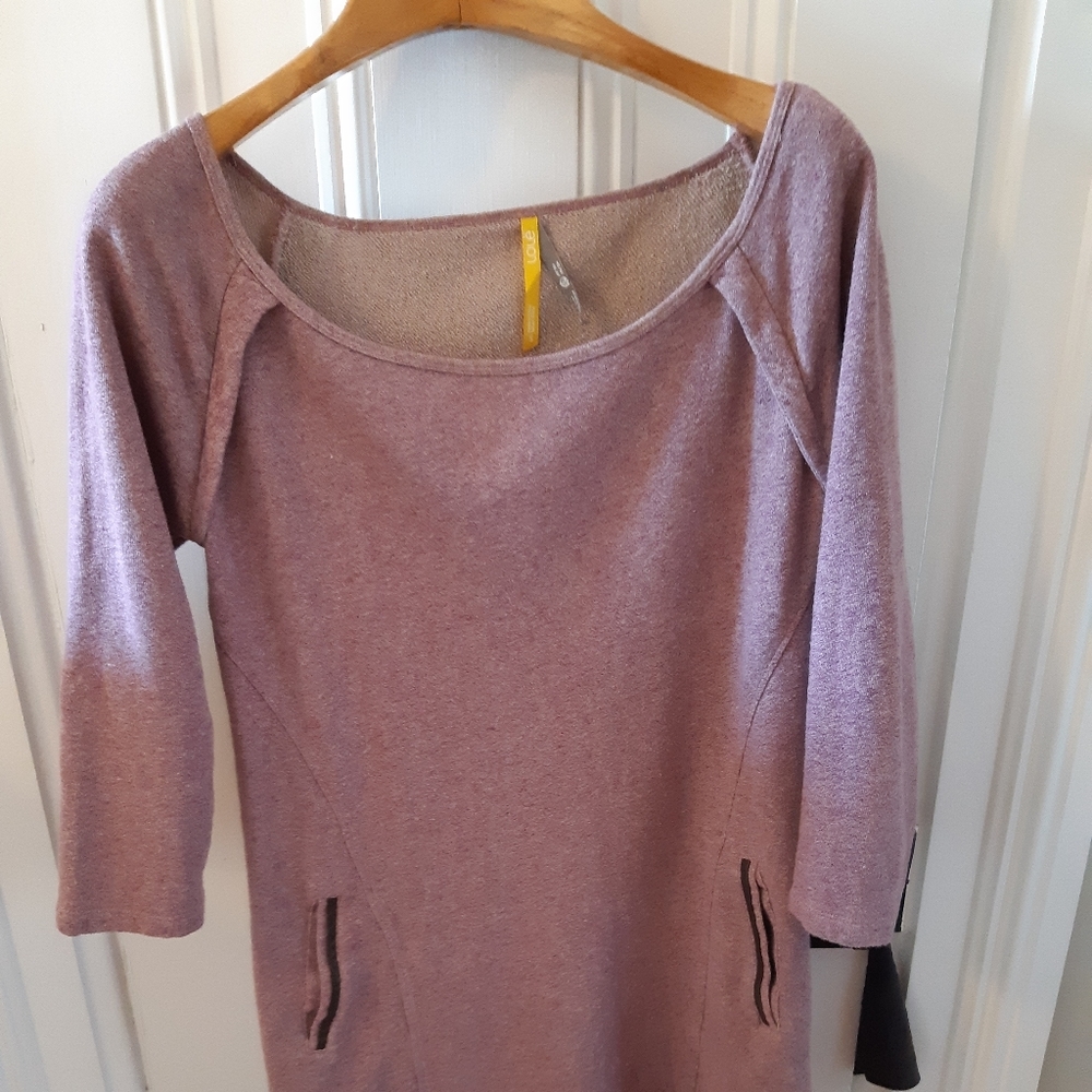 Lole women's rose coloured tunic.